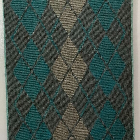 Italian argyle reversible fringed scarf - Picture 11 of 14